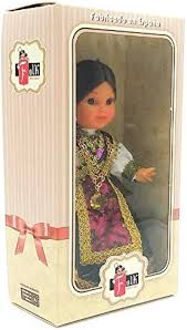 Muñeca Regional Artesanal de 25 cm - Colección Folk