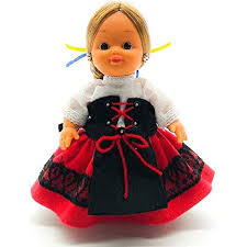 Muñeca Regional Artesanal de 15 cm - Colección Folk