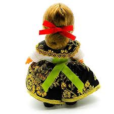 Muñeca Regional Artesanal de 15 cm - Colección Folk